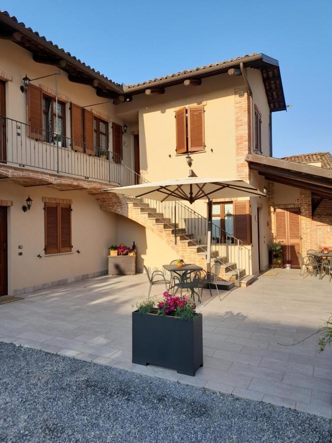 Agriturismo I Grappoli Serralunga d'Alba Exterior foto